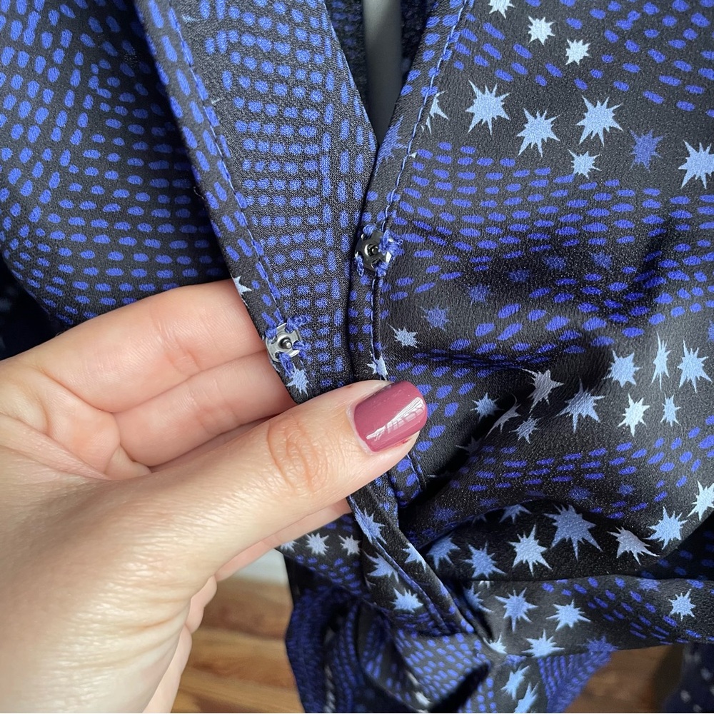 NWT BCBGeneration Twilight Blue Long Sleeve Blouse - Picture 3 of 10